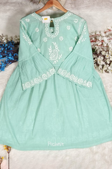 chikankari front pocket top